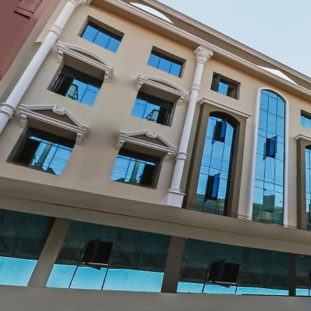 Oyo 23191 Flagship Hotel Raj Madan Ameerpet Hyderabad Luaran gambar
