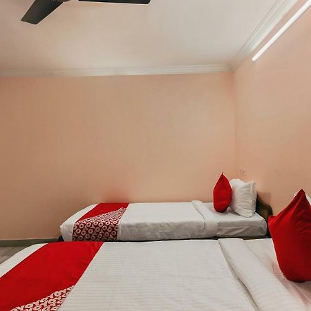 Oyo 23191 Flagship Hotel Raj Madan Ameerpet Hyderabad Luaran gambar