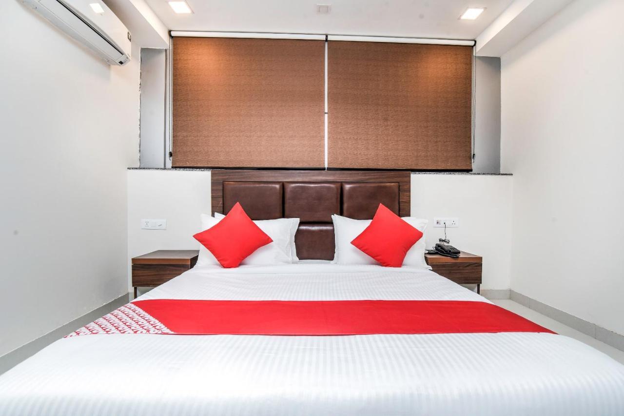 Oyo 23191 Flagship Hotel Raj Madan Ameerpet Hyderabad Luaran gambar