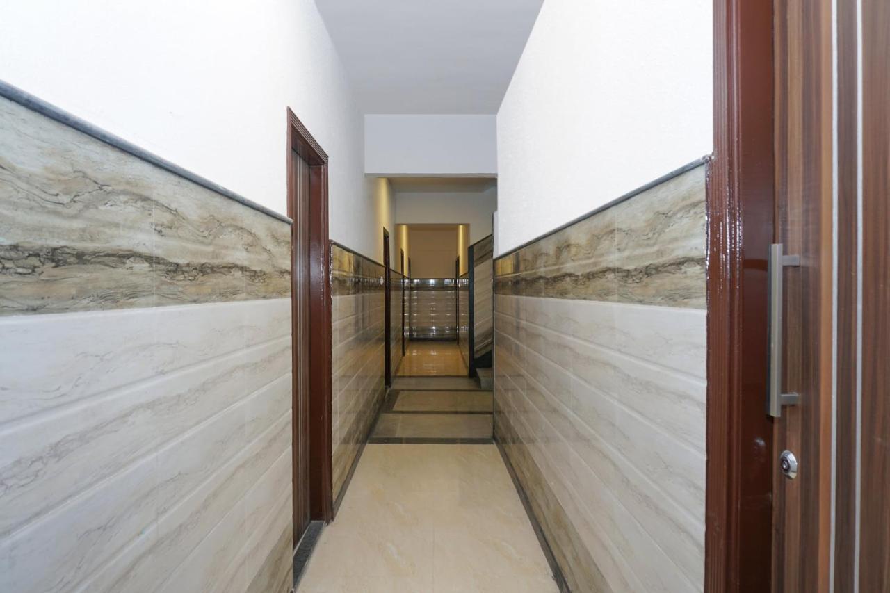 Oyo 23191 Flagship Hotel Raj Madan Ameerpet Hyderabad Luaran gambar