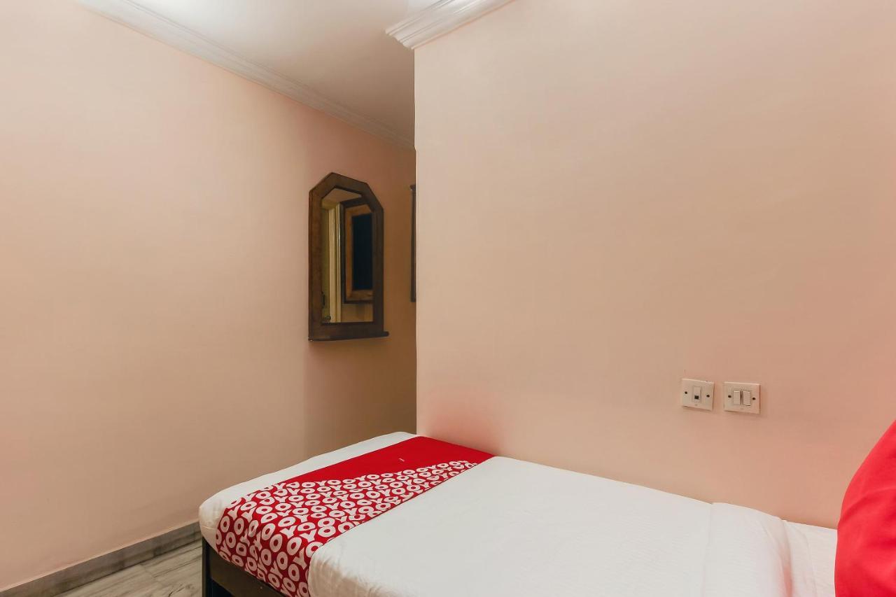 Oyo 23191 Flagship Hotel Raj Madan Ameerpet Hyderabad Luaran gambar