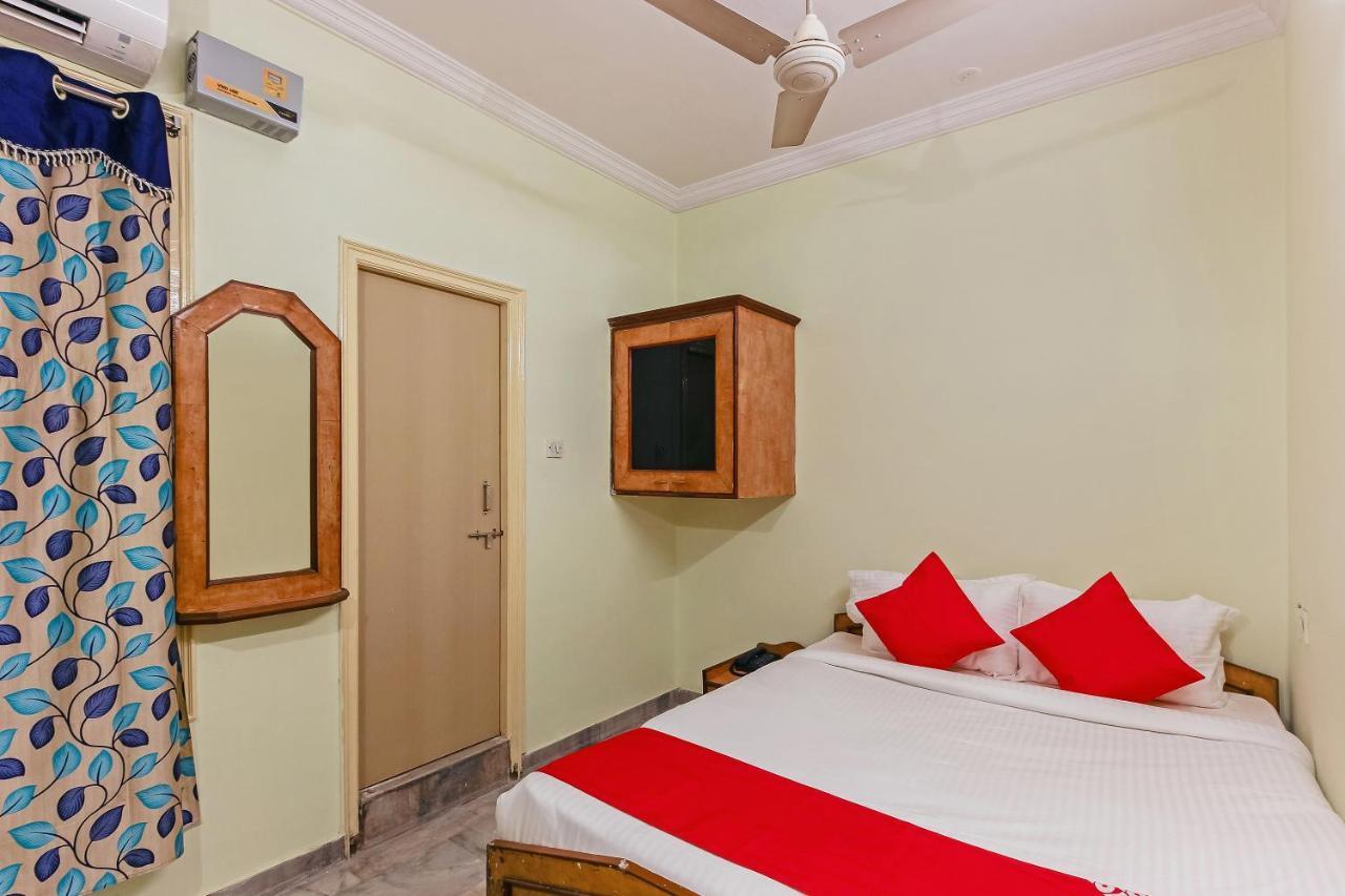 Oyo 23191 Flagship Hotel Raj Madan Ameerpet Hyderabad Luaran gambar