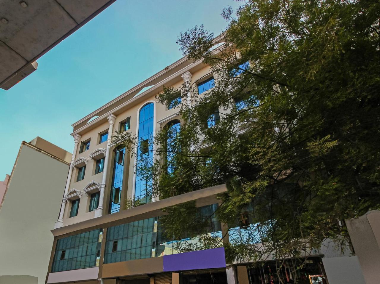Oyo 23191 Flagship Hotel Raj Madan Ameerpet Hyderabad Luaran gambar